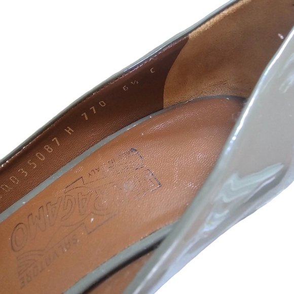 Authentic Salvator Ferragamo Polo Peep Toe bow heels olive  silver bucle 36,5 - Picture 2 of 7